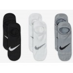 Nike Everyday Plus Lightweight Γυναικείες κάλτσες προπόνησης (τρία ζευγάρια)